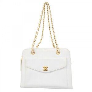 CHANEL White Caviar Leather Shoulder Bag